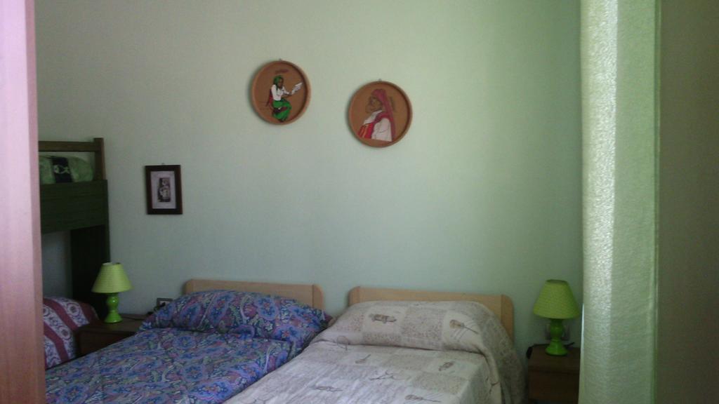 Agriturismo Cugumia Thiesi Bagian luar foto