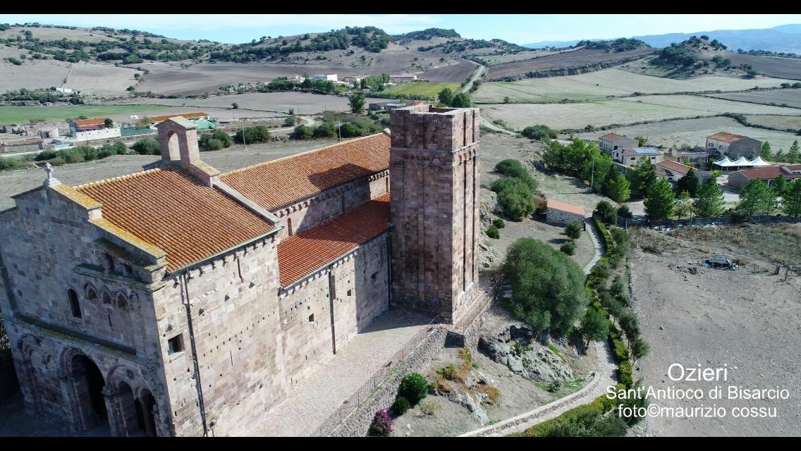 Agriturismo Cugumia Thiesi Bagian luar foto